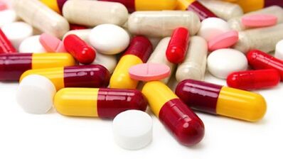 Treatment of small pelvic veins with drugs